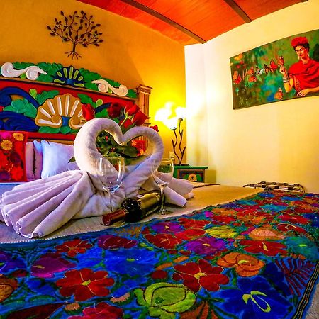 Posada Las Margaritas Guadalajara Ngoại thất bức ảnh