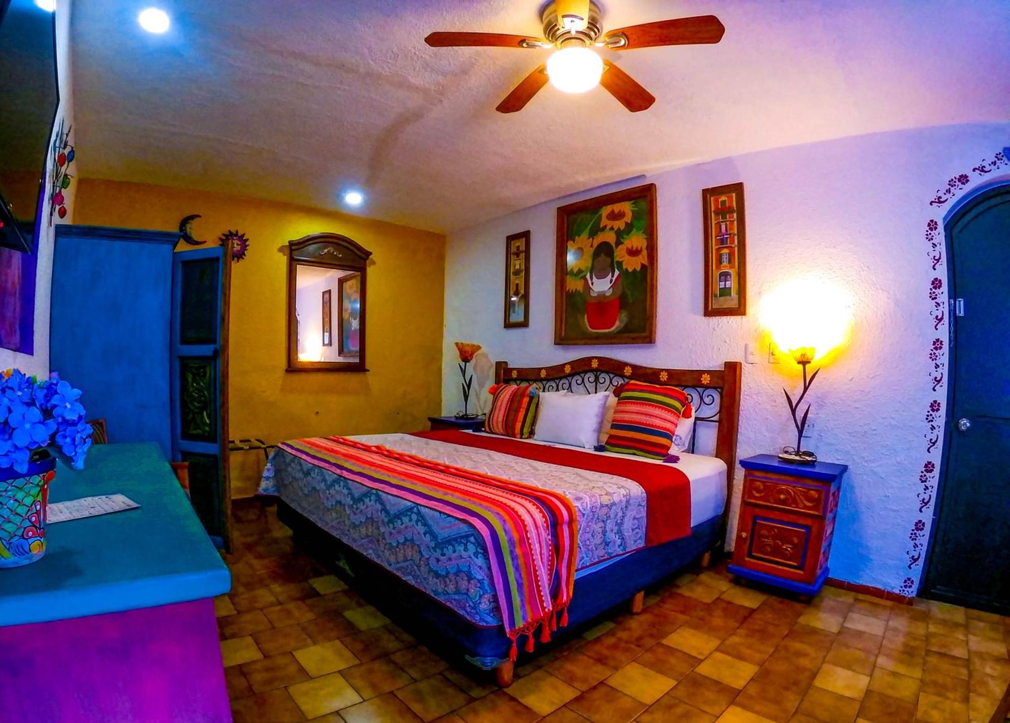 Posada Las Margaritas Guadalajara Ngoại thất bức ảnh