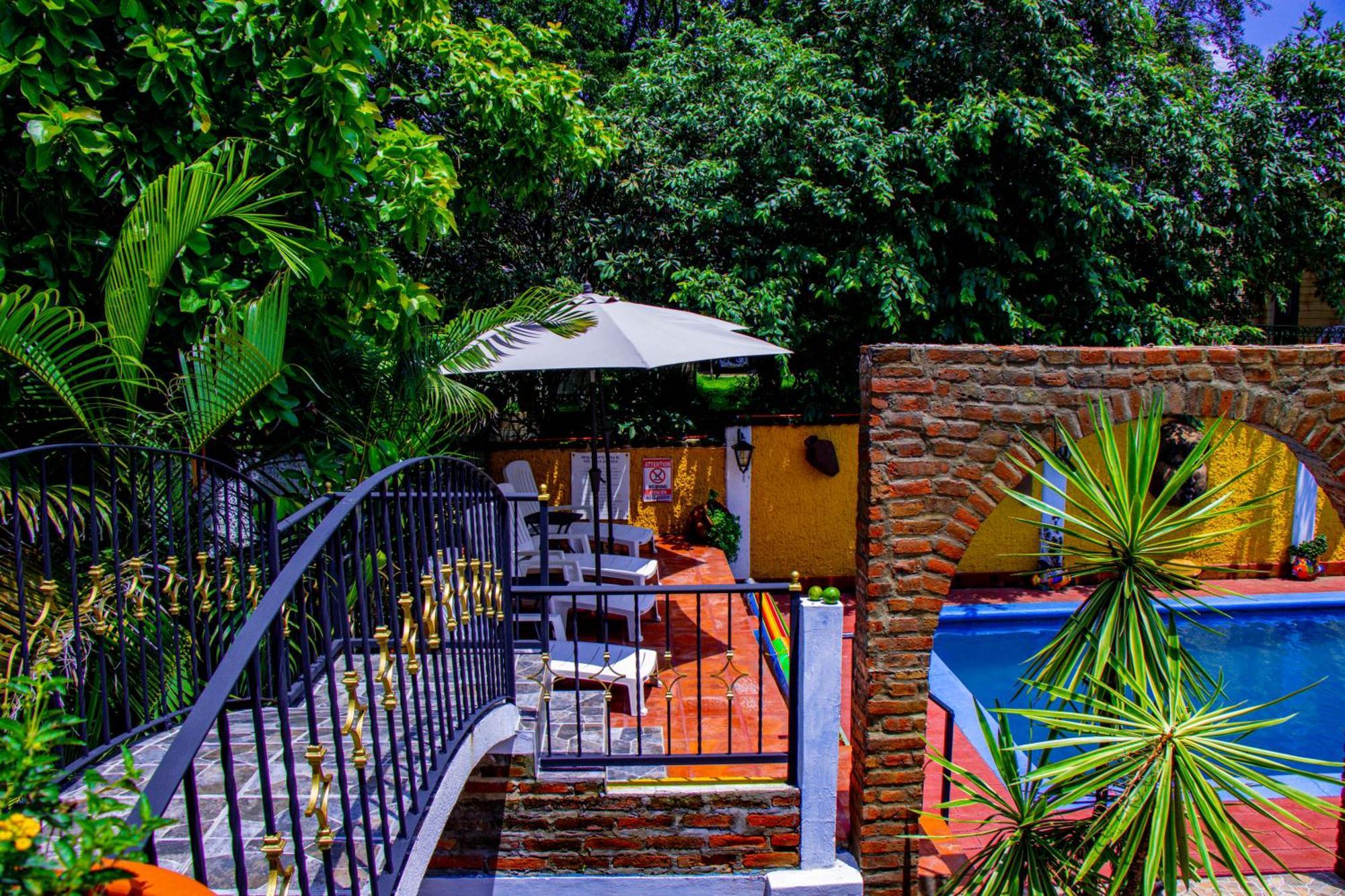 Posada Las Margaritas Guadalajara Ngoại thất bức ảnh