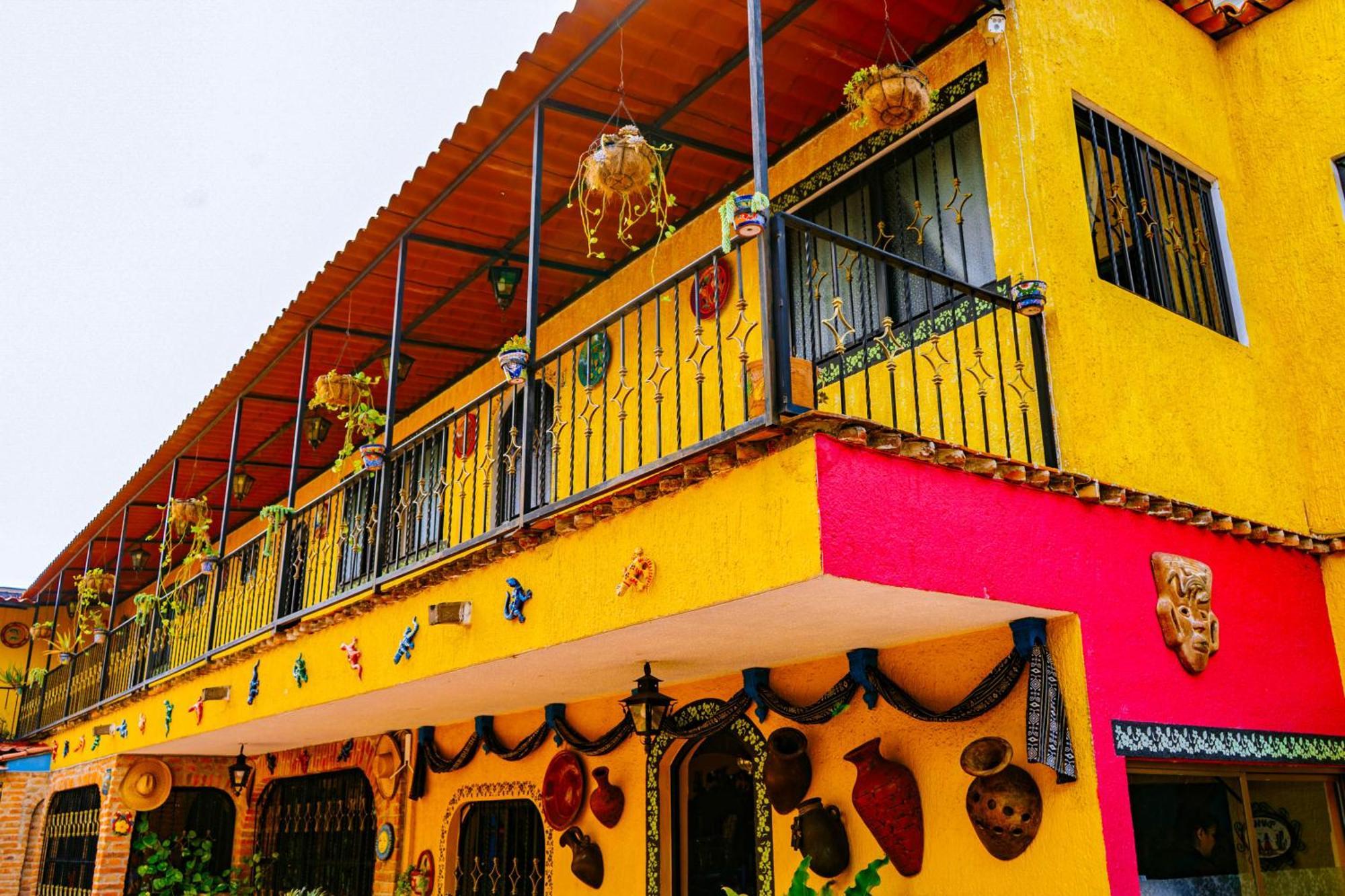 Posada Las Margaritas Guadalajara Ngoại thất bức ảnh